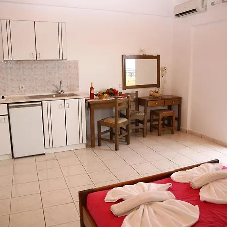 Bella Vista Aparthotel Hersonissos (Crete)