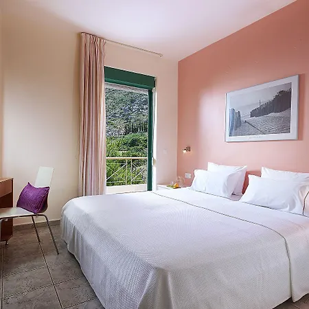 Bella Vista Aparthotel