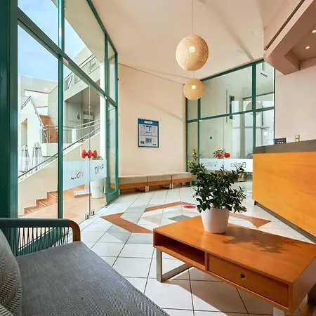 Bella Vista Aparthotel 4*