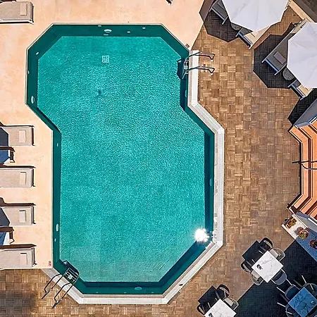 Bella Vista 